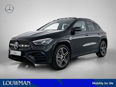 Mercedes-Benz GLA 250 e Business Solution AMG 16