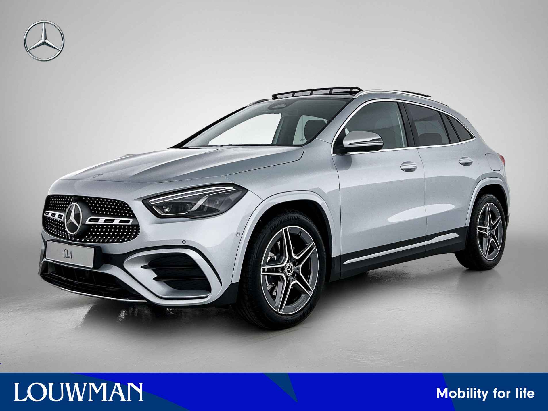 Mercedes-Benz GLA GLA 180 Business Solution AMG